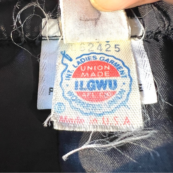 Oscar Di La Renta Miss O Vintage Velvet Dress - Picture 12 of 16